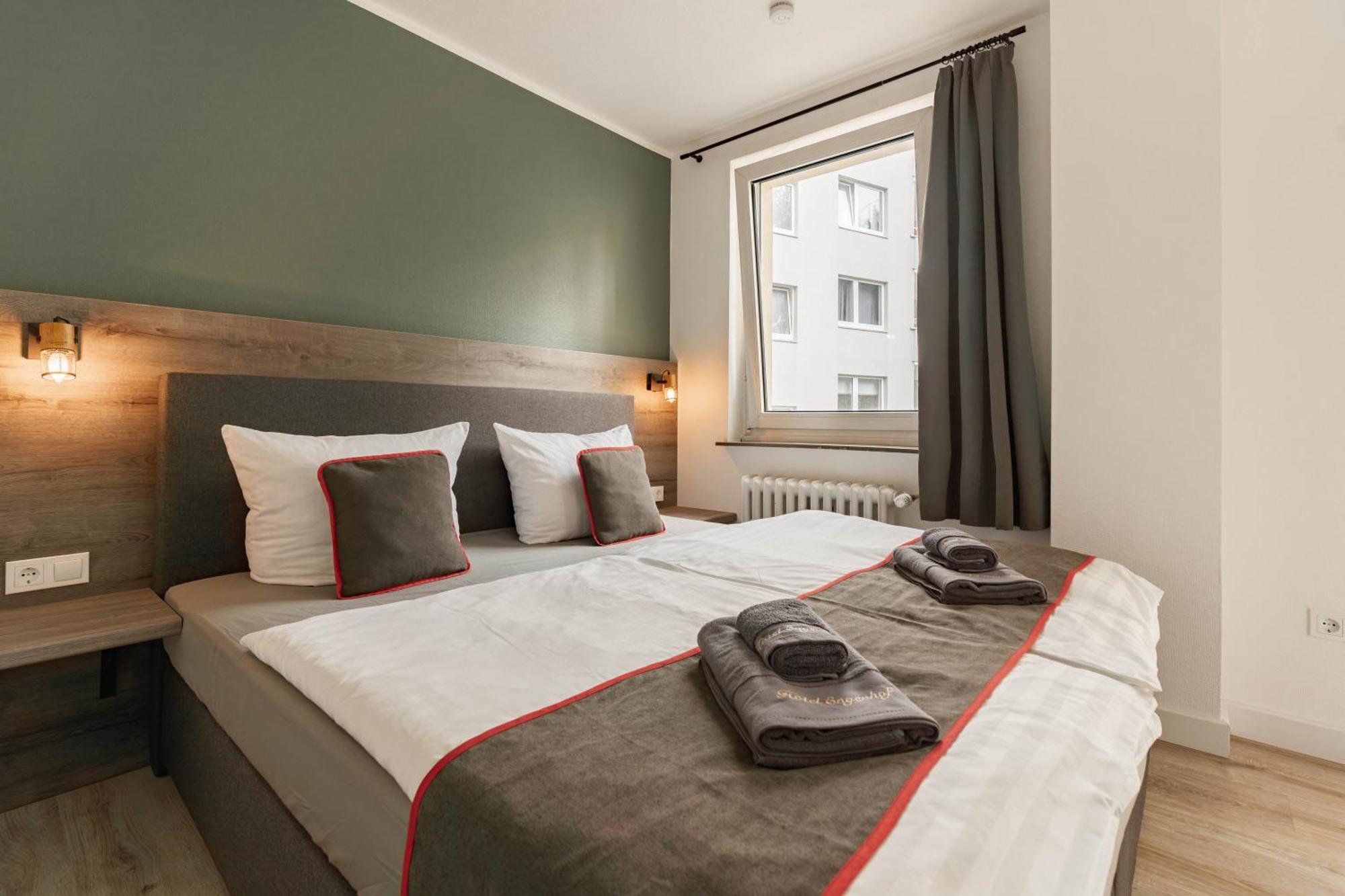 Hotel Enger Hof Дюселдорф Екстериор снимка